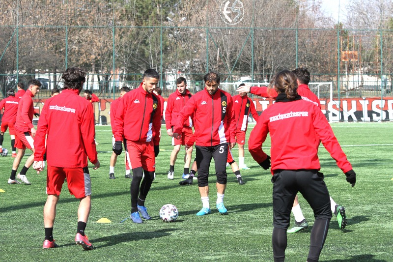 SON ÇALIŞMAYI YAPTILAR