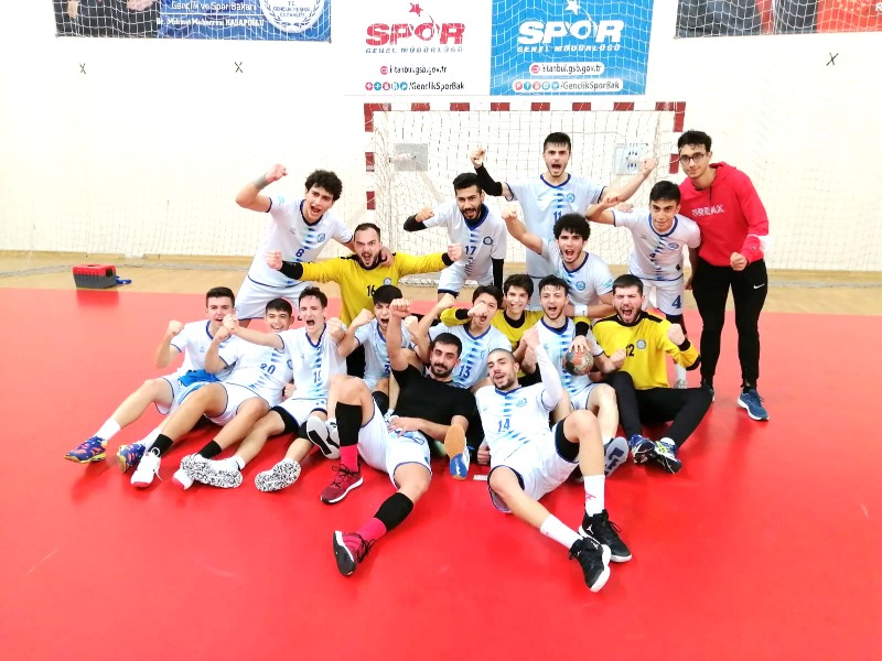 HEYECANLI BEKLEYİŞ