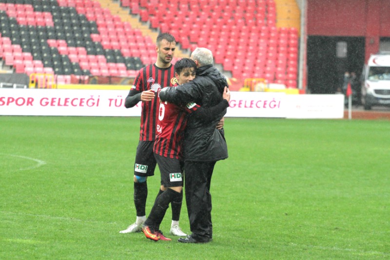 TAŞ YERİNDE AĞIRDIR KARDEŞ!