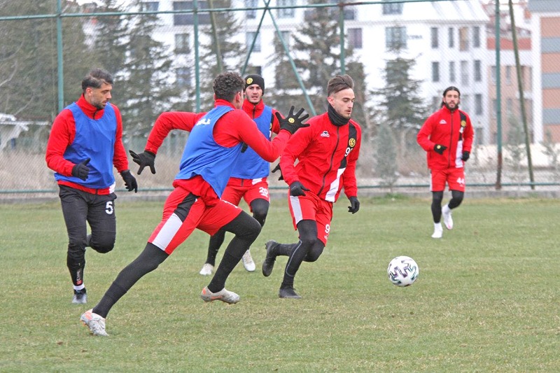 ES-ESTE MESAİ BAŞLADI