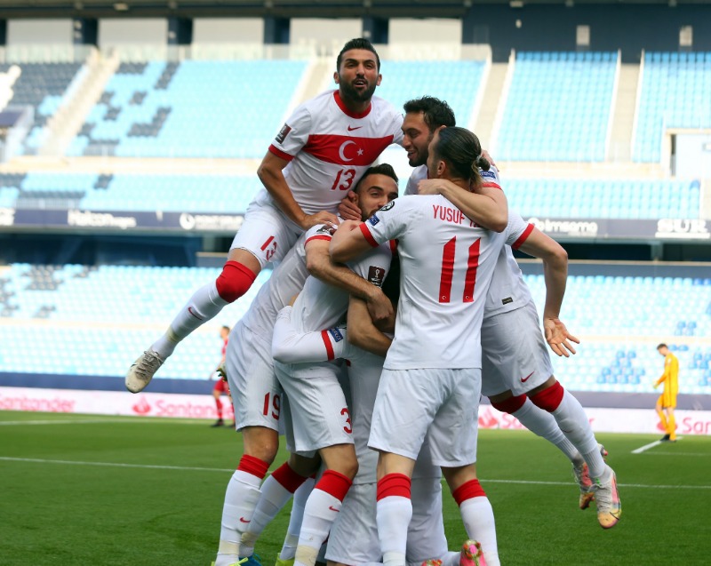 NE MUTLU TÜRKÜM DİYENE!