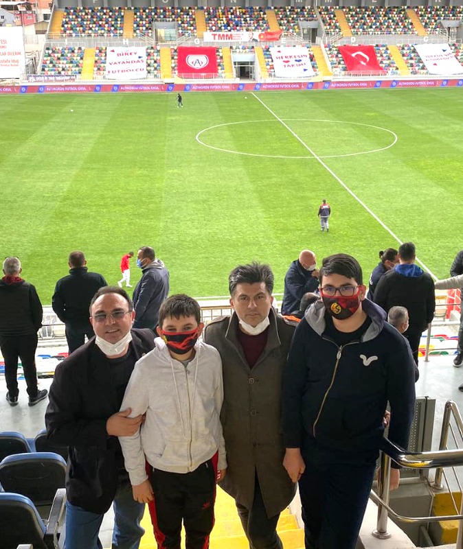 KAAN KUŞ TRİBÜNDEYDİ