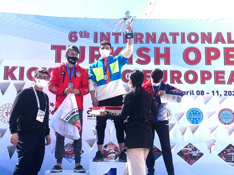 FİNALE ÇIKAN ESKİŞEHİRLİ 3 SPORCUDAN 2Sİ ŞAMPİYON OLDU