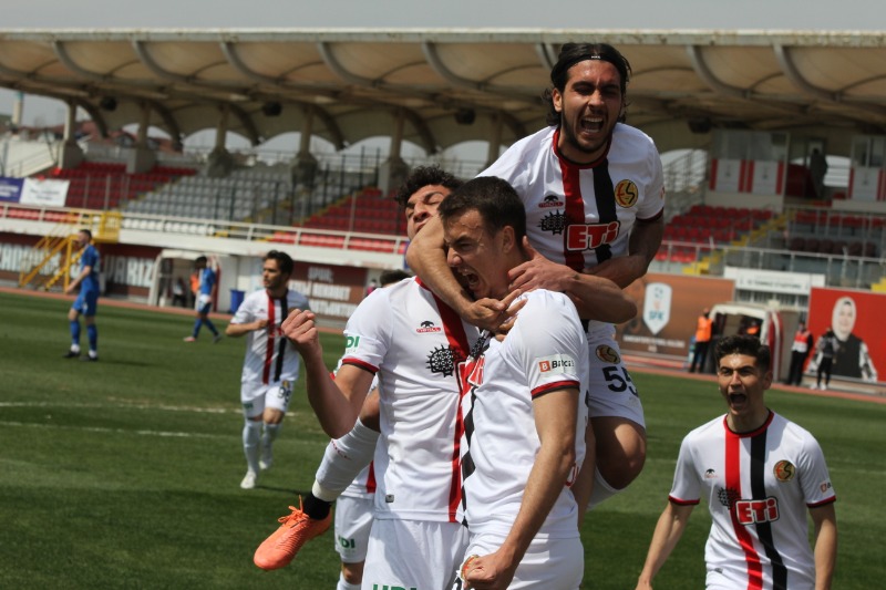 NE GÜZELDE SEVİNMİŞTİK