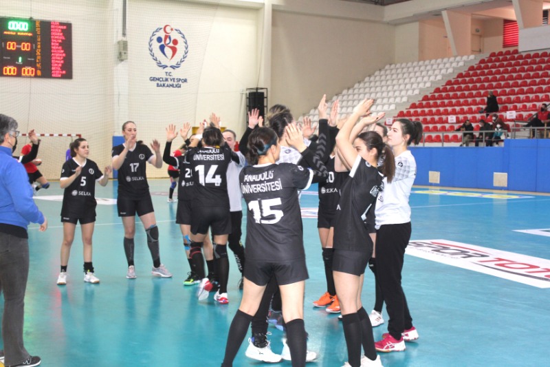 ARAYI DEĞERLENDİRİYORLAR