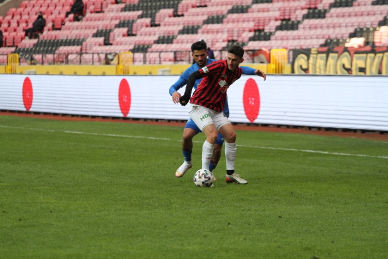 MAÇA YETİŞECEKLER