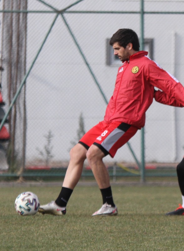 ONUR DÖNDÜ SEZGİN YİNE YOK