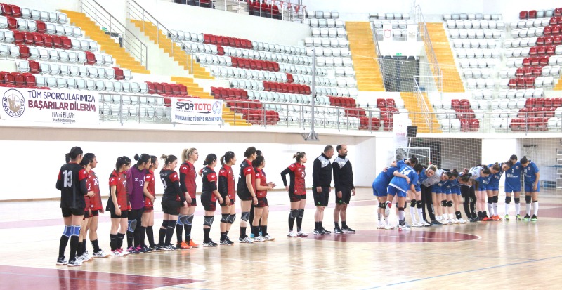 MELEKLER KONYAALTINA HAZIR!