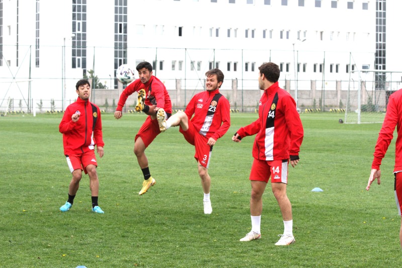 ÖNCE ANTRENMAN SONRA YOLCULUK