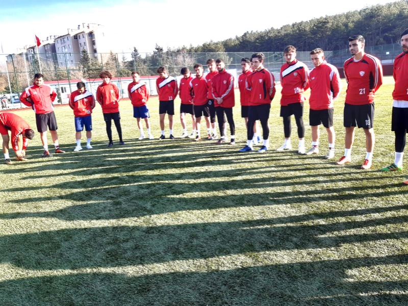 BİZ LİGİN KONU MANKENİ OLMAYIZ