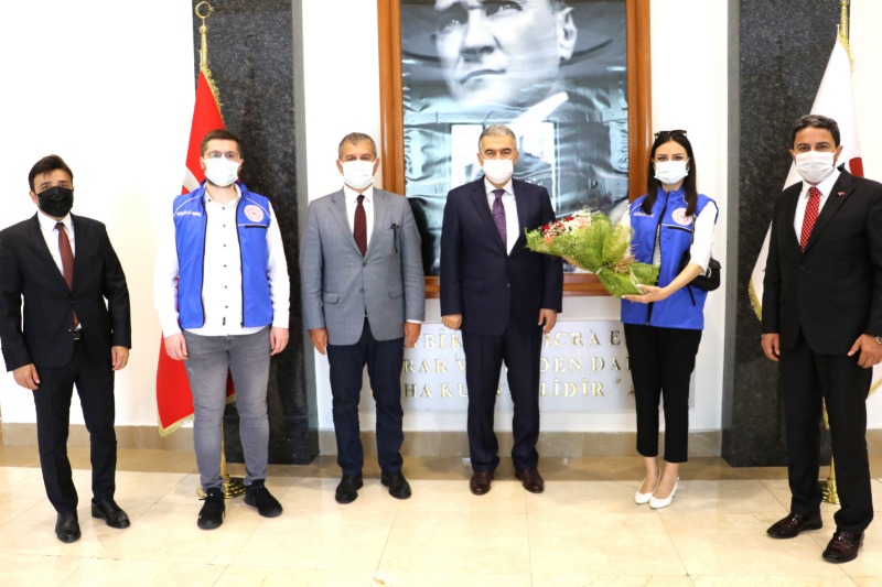 TEMSİLCİ GENÇLER VALİ  AYYILDIZI ZİYARET ETTİ