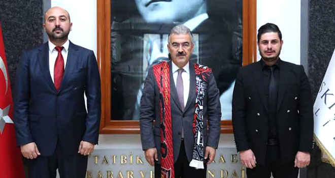 ES-ESE DESTEK OL VALİ BABA