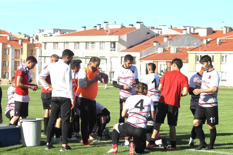 YUNUSEMRESPOR DA  YARIN BOLVADİNDE