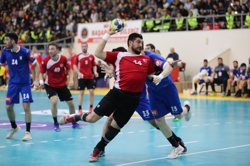 İLK HEDEFTE İKİ İSİM VAR