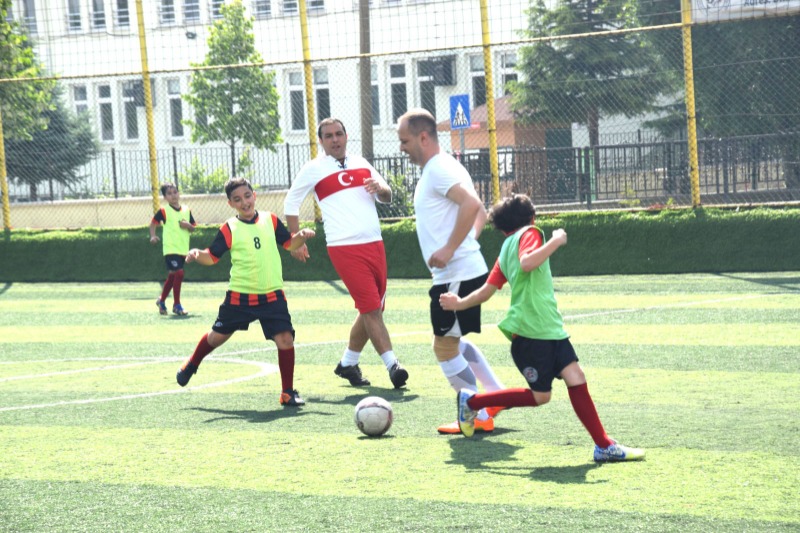 BABALAR İÇİN ÖZEL MAÇ!