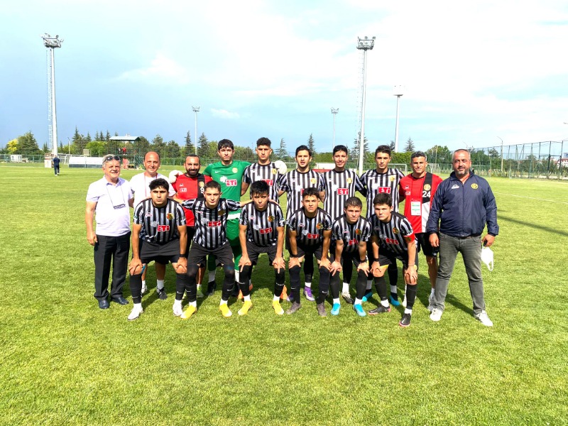 GENÇ ŞİMŞEKLER GALİBİYETLE KAPATTI (4-2)