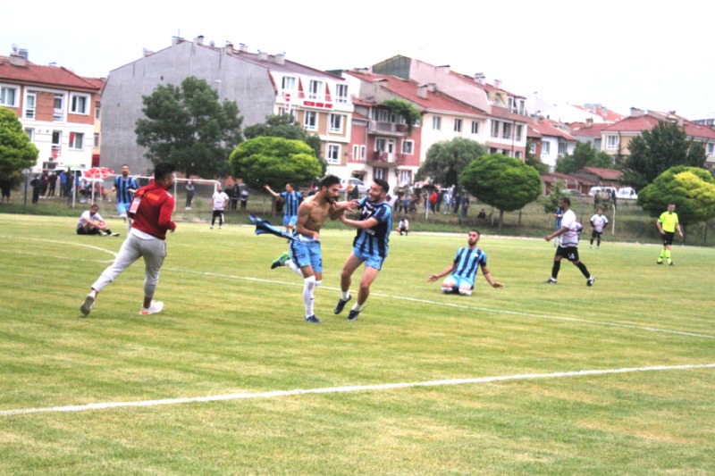 ANADOLU KAPIYI SONUNA KADAR ARALADI