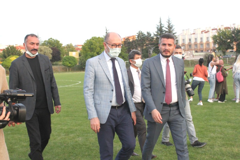 İNANIYOR VE GÜVENİYORUZ