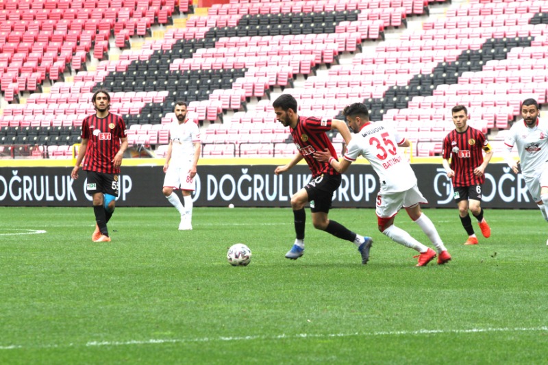 UĞURCAN RİZESPORDA  BUĞRA VE ONURDA YOLCU