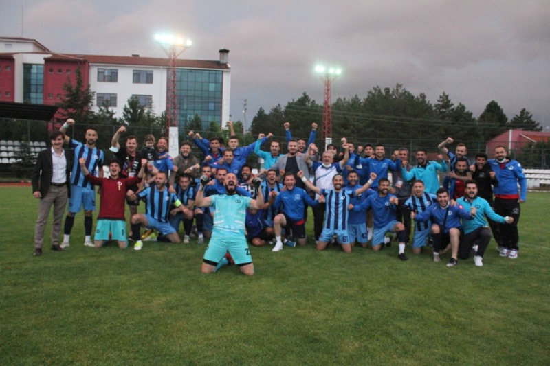 ANADOLU 3.LİGE KOŞUYOR