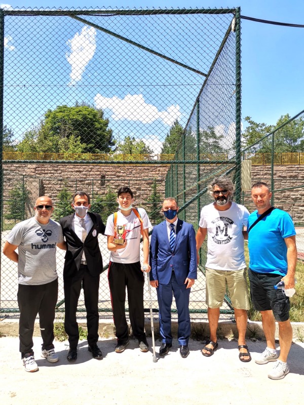 ENGELLERİ AŞMAK BENİM İÇİN BİR VAZİFE