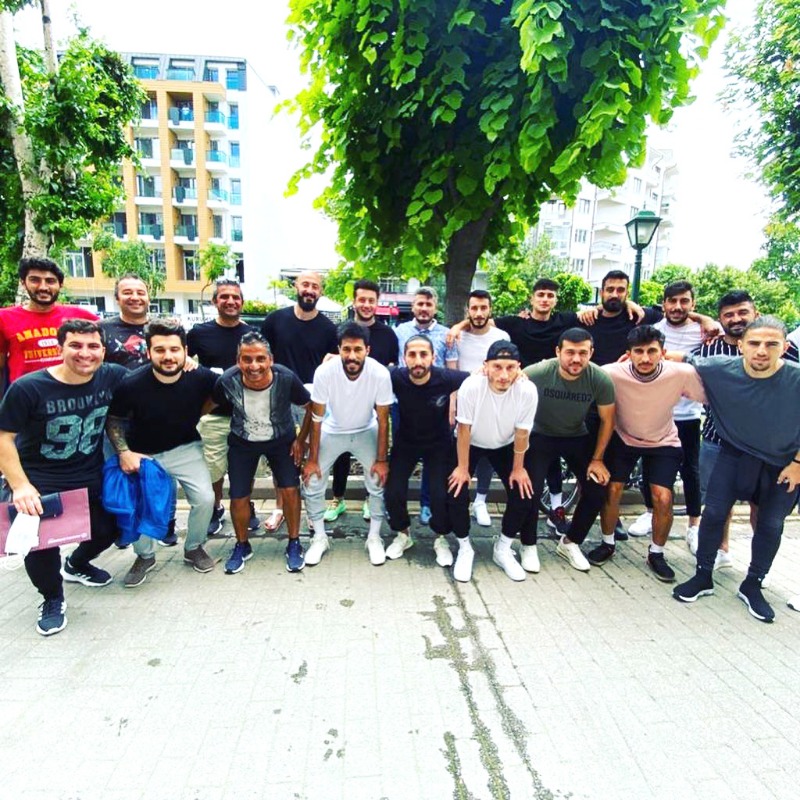 VEDA YEMEĞİ YEDİLER