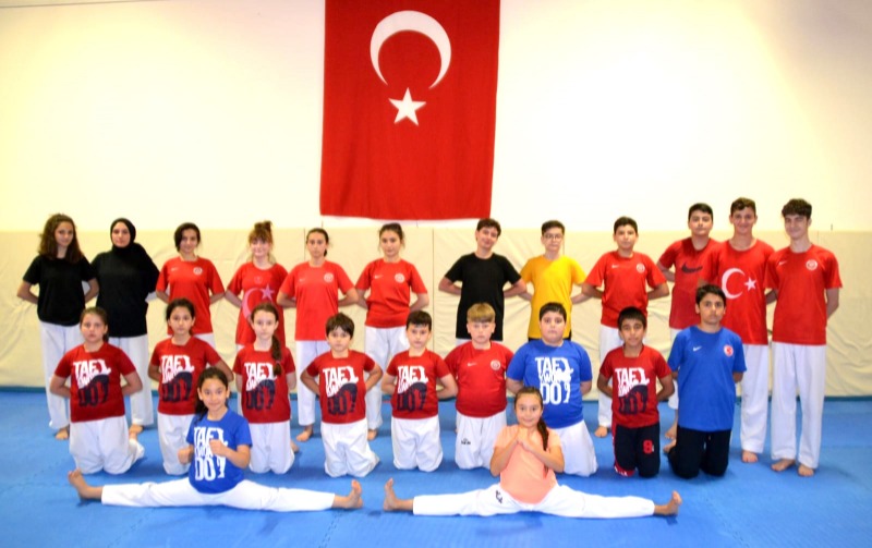 TAEKWONDOCULAR  HAKKINI VERİYOR