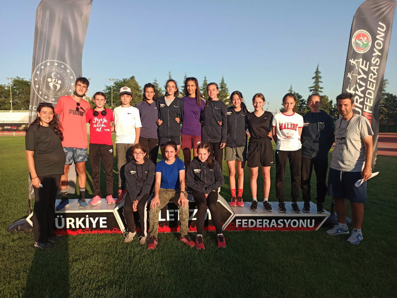 ATLETLER UMUT VERDİ