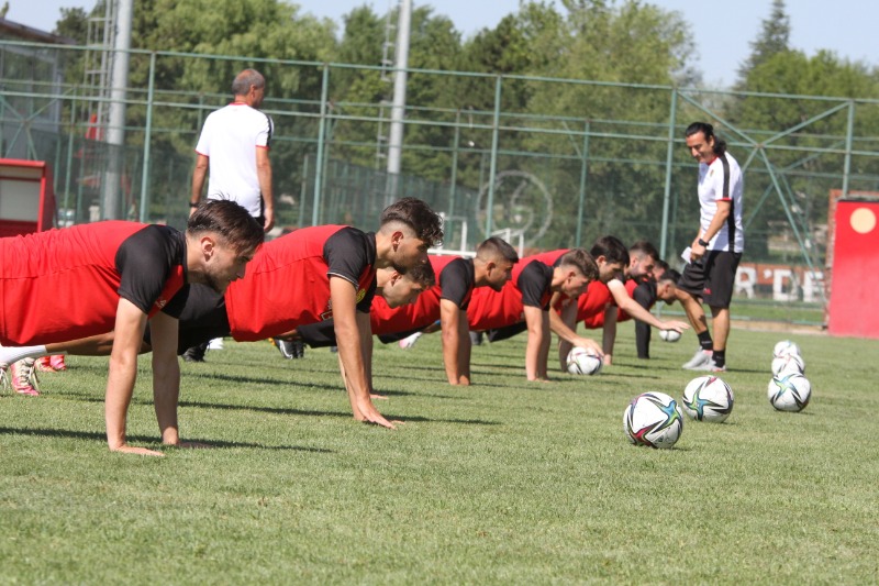 ES-ES DAYANIKLILIK ÇALIŞTI