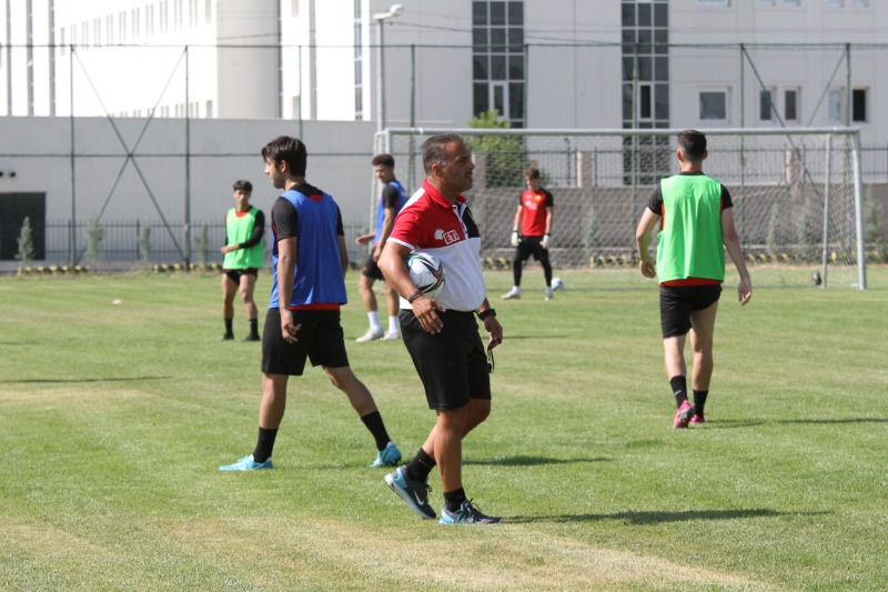 BİZE İNANSINLAR DESTEKLESİNLER