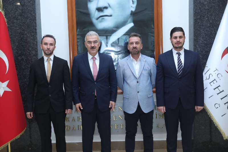 YÖNETİMDEN AYYILDIZA ZİYARET