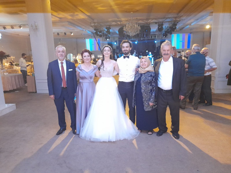 MUTLULUĞA EVET DEDİLER