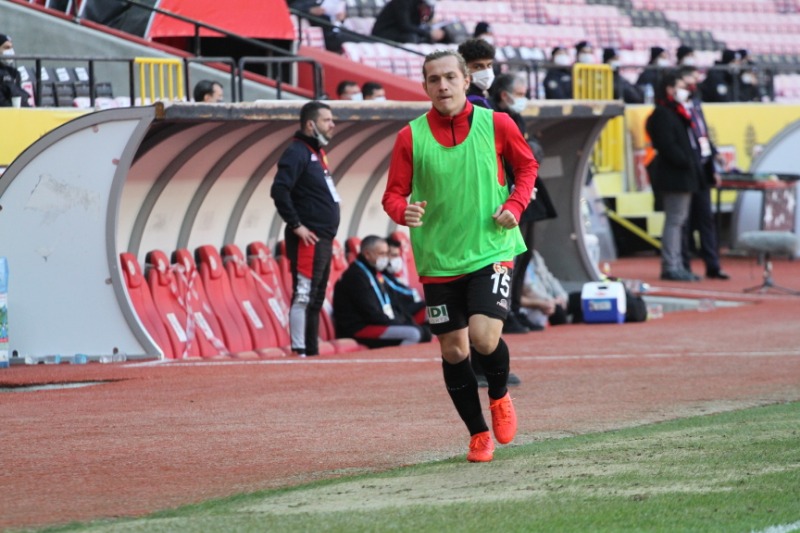 ALPEREN KARŞIYAKA’DA