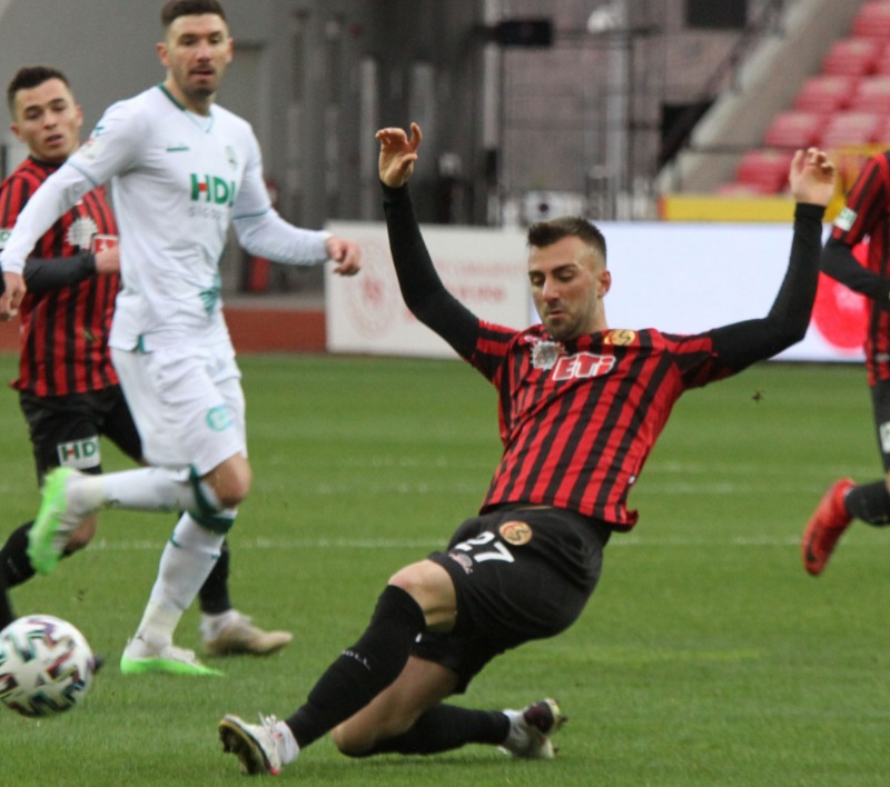 3 OYUNCU DA SON DURUM