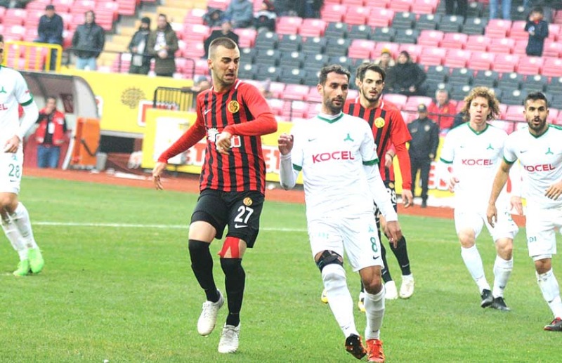 ORTAMI BOZACAK  ZATEN GELMESİN