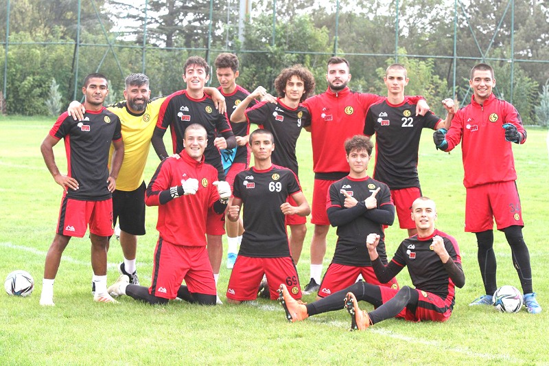 OYNAMAYANLAR ÇALIŞTI