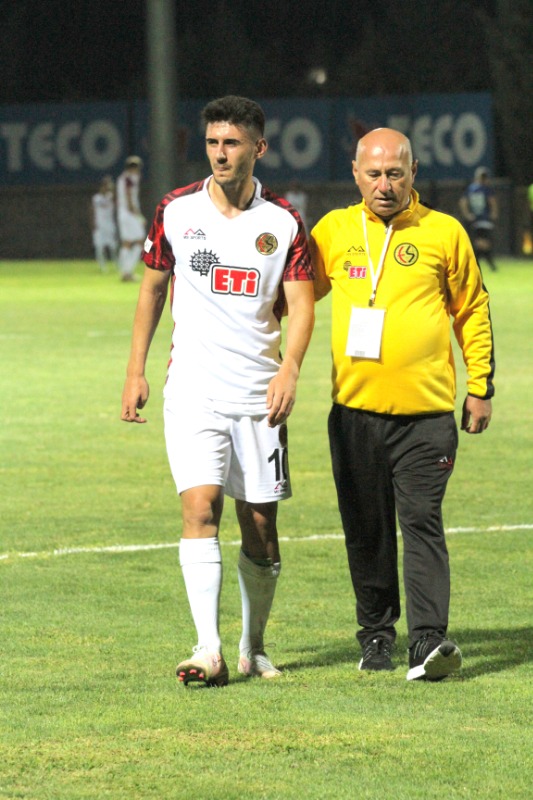 TOLGA YAKUT  KORKUTTU