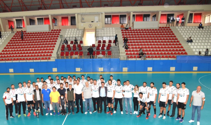 SEZONA KUPAYLA GİRİYORLAR