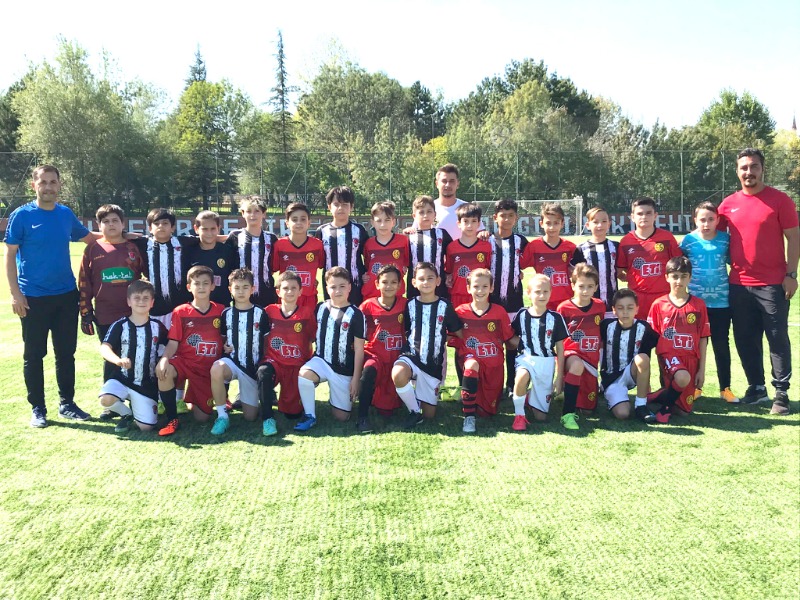 ÖZEL MAÇLAR SÜRÜYOR