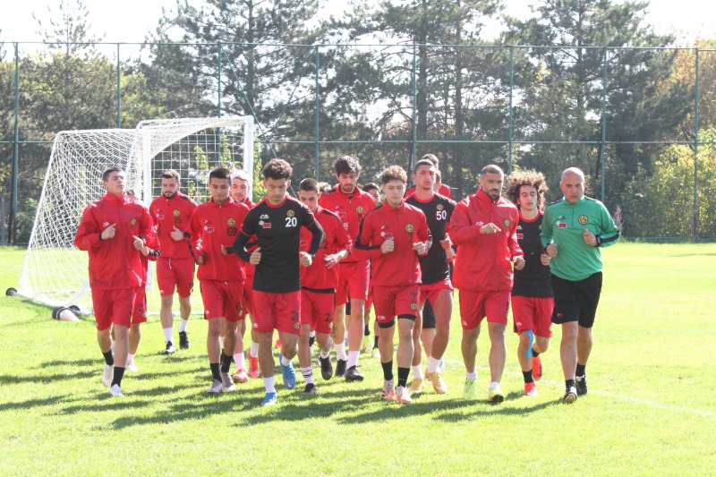 ES-ES İNANÇLI GİTTİ