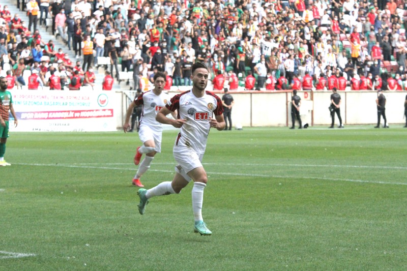 YİNE BOŞ GEÇMEDİ