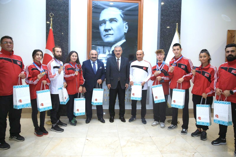 VALİYİ ZİYARET ETTİLER