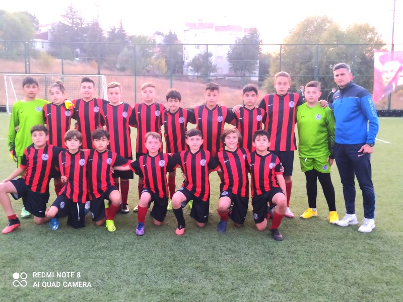 TURNUVADA BOY GÖSTERDİLER