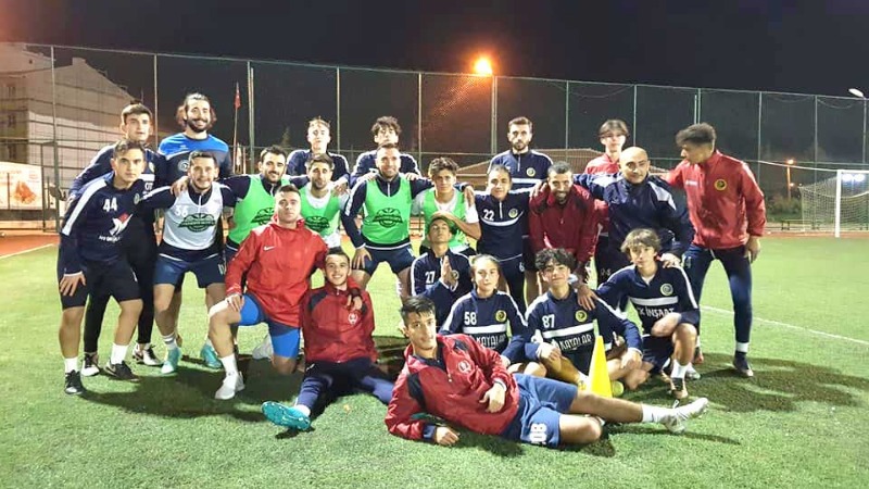 SEZONA BİLENİYORLAR