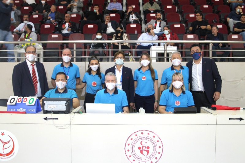 ONLARDA SEZONU AÇTI