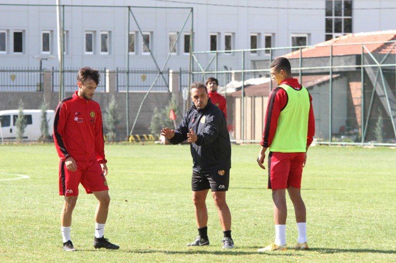 TARAFTARIMIZ BİZE KÜSMESİN