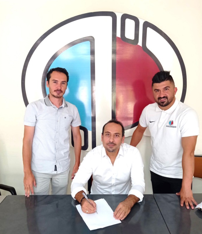 KİMSENİN EGOSUNU TATMİN EDEMEM