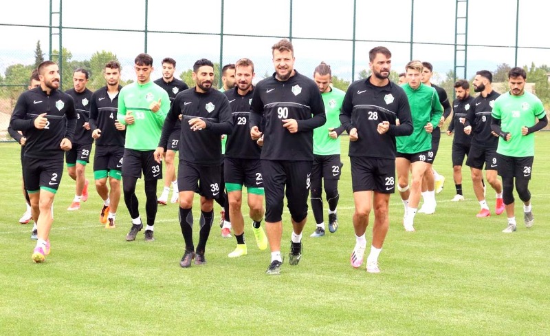 RAKİPDE ESKİ OYUNCULAR VAR