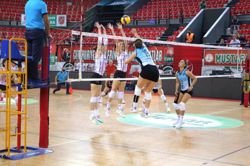 1.LİGDE EV SAHİBİYİZ