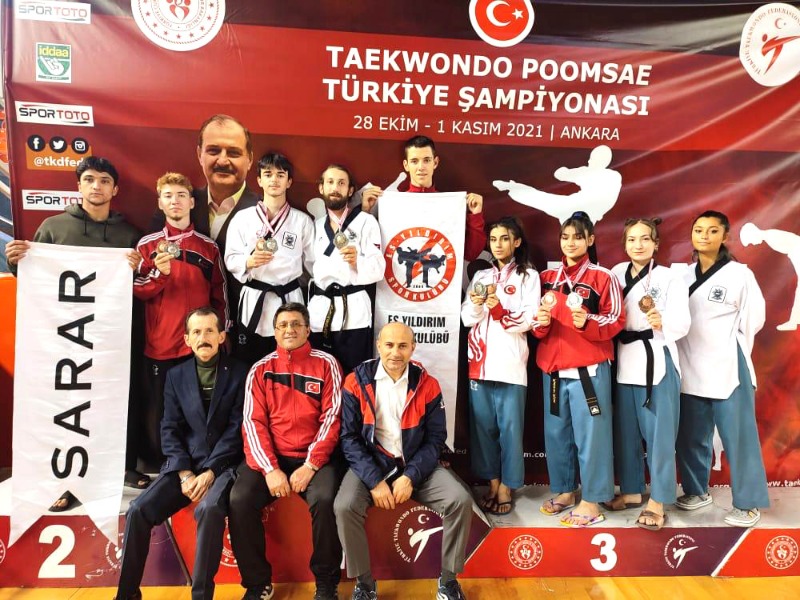 MADALYALARI TOPLADILAR